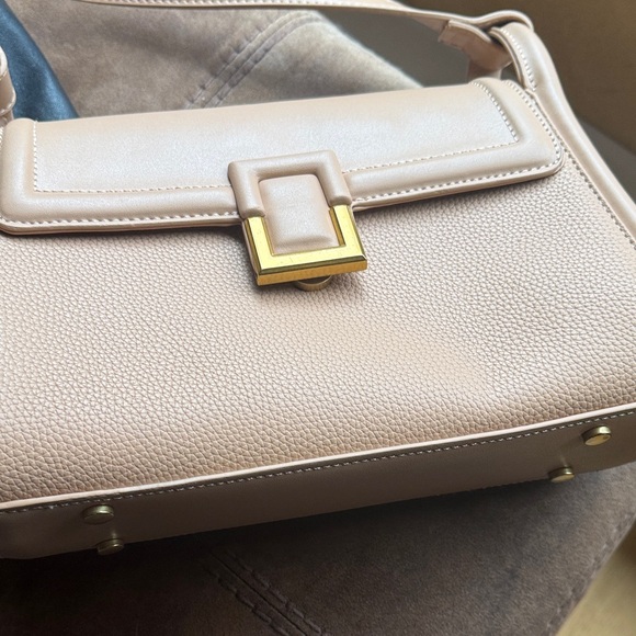 Madison West Handbags - Classic Structured Shoulder Bag in camel